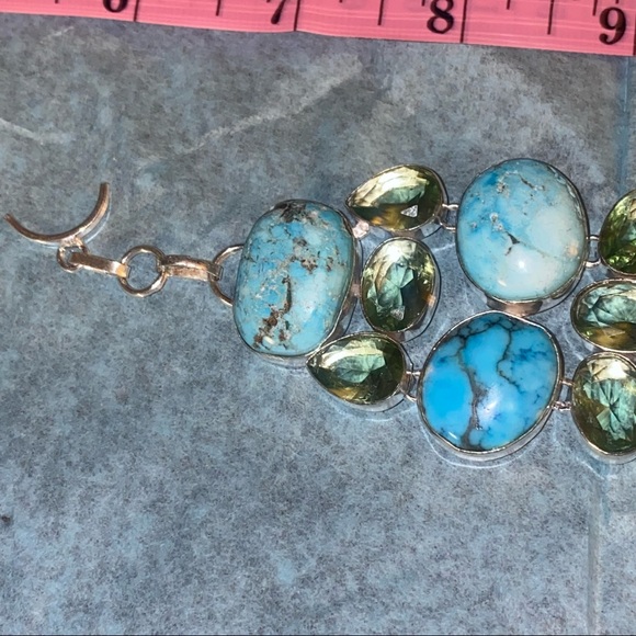 Tibetan Turquoise + Peridot gem cluster statement cuff - Picture 8 of 10